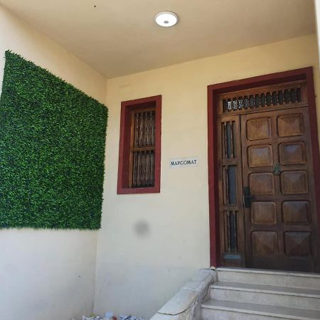 Ommi Hostel Saint Julian's Екстер'єр фото