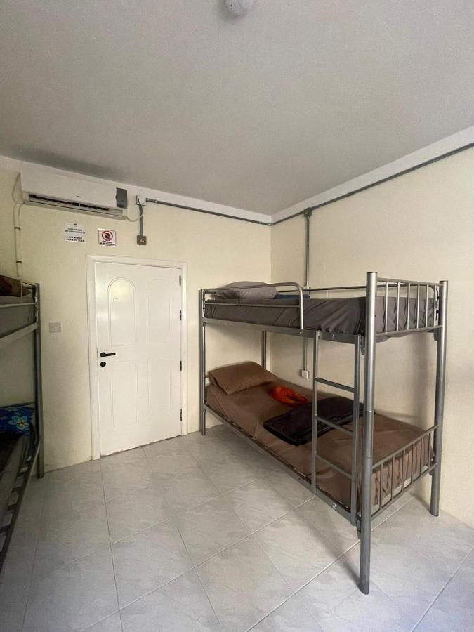 Ommi Hostel Saint Julian's Екстер'єр фото